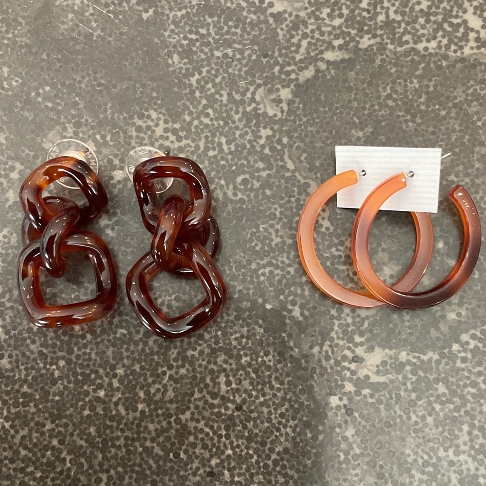 Brown tortoise shell style earrings